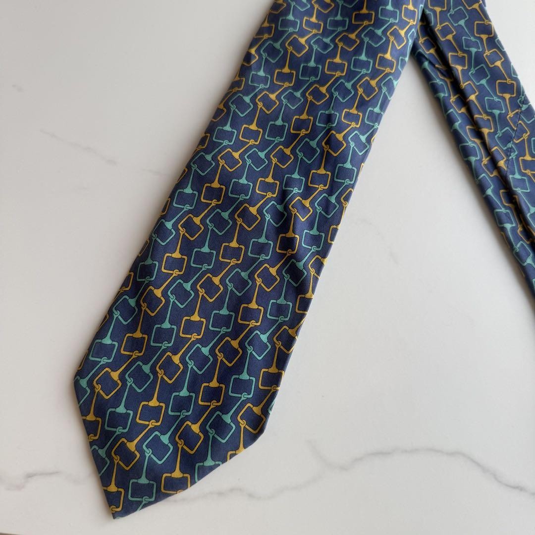GUCCI Silk Necktie with Belt Pattern Geometric Design Made in Italy Pre-Owned
