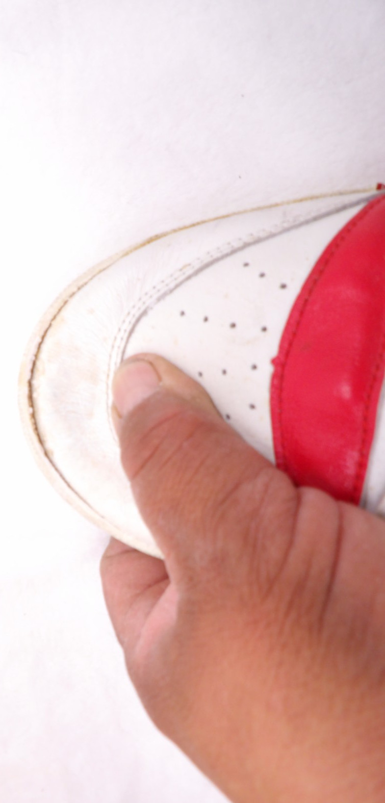 VTG Men’s Adidas Red/white High Tops Shoes  Made In France Size 15 thumbnail 13