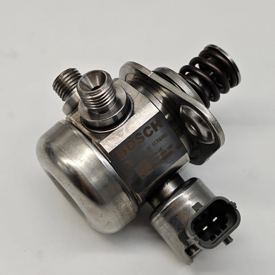 Bosch 0261520197 LR081595 High Pressure Fuel Pump for Jaguar Land Rover 3.0L 5.0 Foto 2 de 4