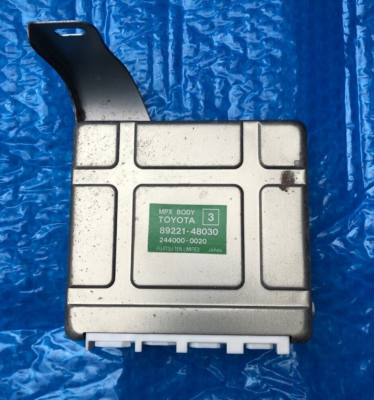99 00 01 02 03 LEXUS RX300 MULTIPLEX NETWORK CONTROL MODULE 99 00 01 02 03 LEXUS RX300 MULTIPLEX NETWORK CONTROL MODULE