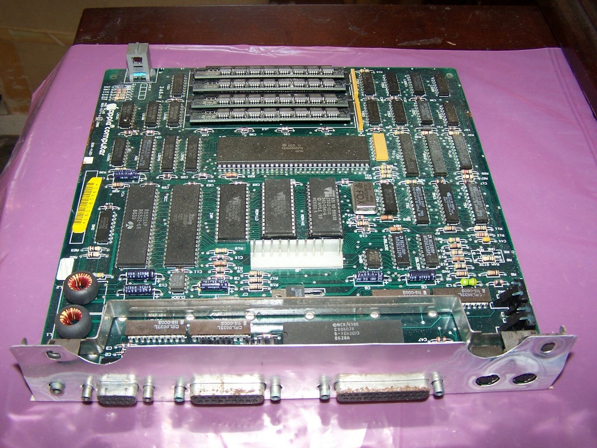 Macintosh Plus Logic Board with 1MB and Shield - 820-0174-A | eBay
