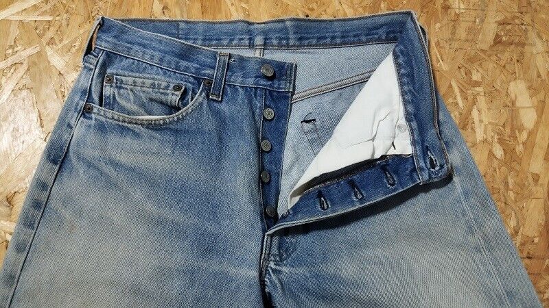 VTG 80s Levi's 501. Made in USA. Red Line. W29 L32. Selvedge VTG 80s Levi's 501. Made in USA. Red Line. W29 L32. Selvedge