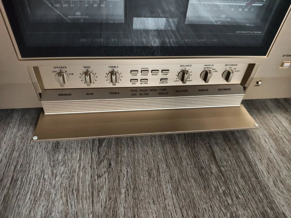 Accuphase E-5000 im Top Zustand, Neupreis 14900Euro - Bild 3 von 4