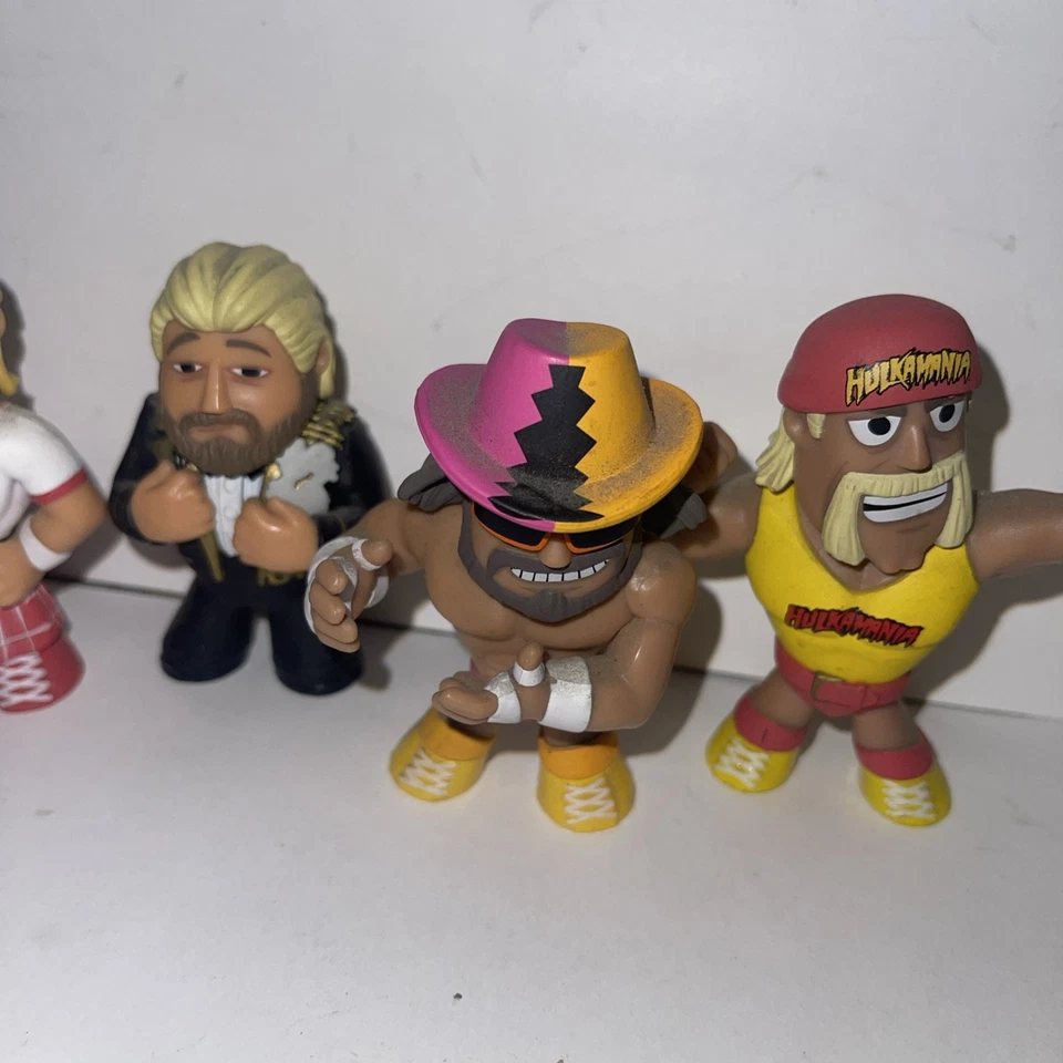 2015 WWE Mystery Minis Hulk Hogan Macho Man Roddy Piper Million Dollar Man Funko Foto 4 de 4