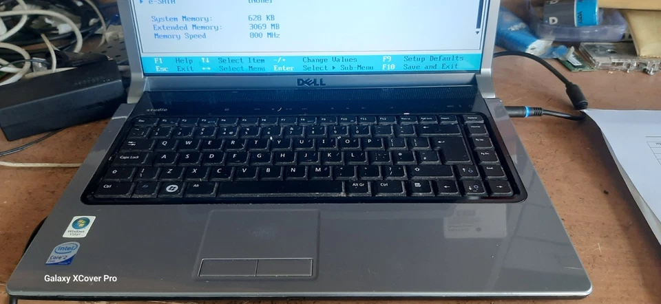 Dell Studio 1537 boots to bios intel core 2 DUo @2 Ghz 3GB RAM No HDD (503) - Image 3 of 4