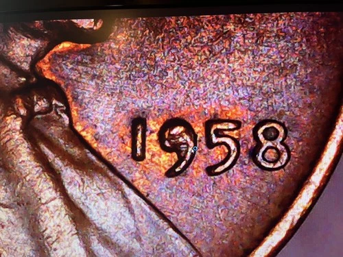 1958 Lincoln Wheat Cent Penny Error - Die Chip Filled 9 in Date