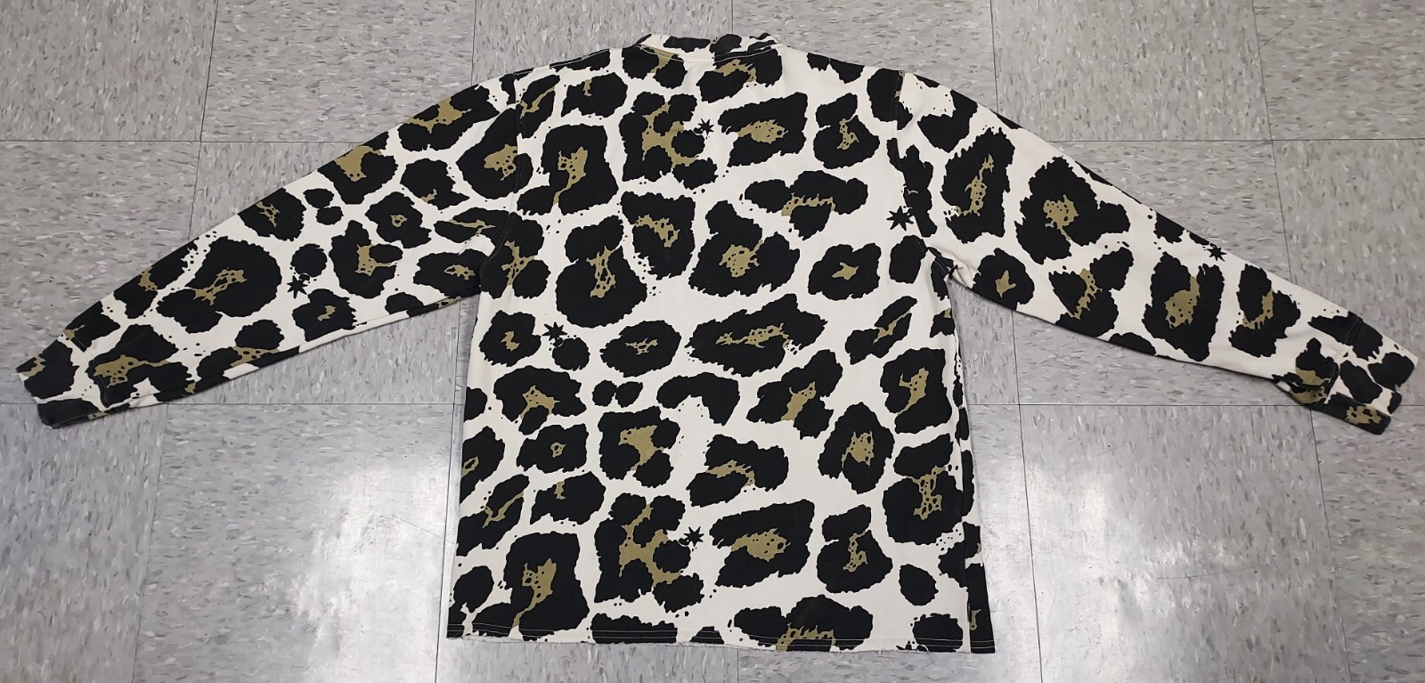 The Hundreds UNISEX Sweatshirt Fight Back Camo Print Size S image 4
