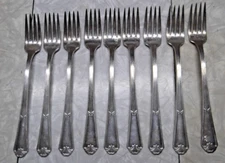 VINTAGE SET OF 9 FORKS WM ROGERS MFG. CO IS SILVER PLATE 7 1/2" X 7/8"W FLATWARE