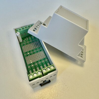 Hutschienengehäuse IOT 2C Platine Prototyp Bausatz DIN rail ESP Hutschiene