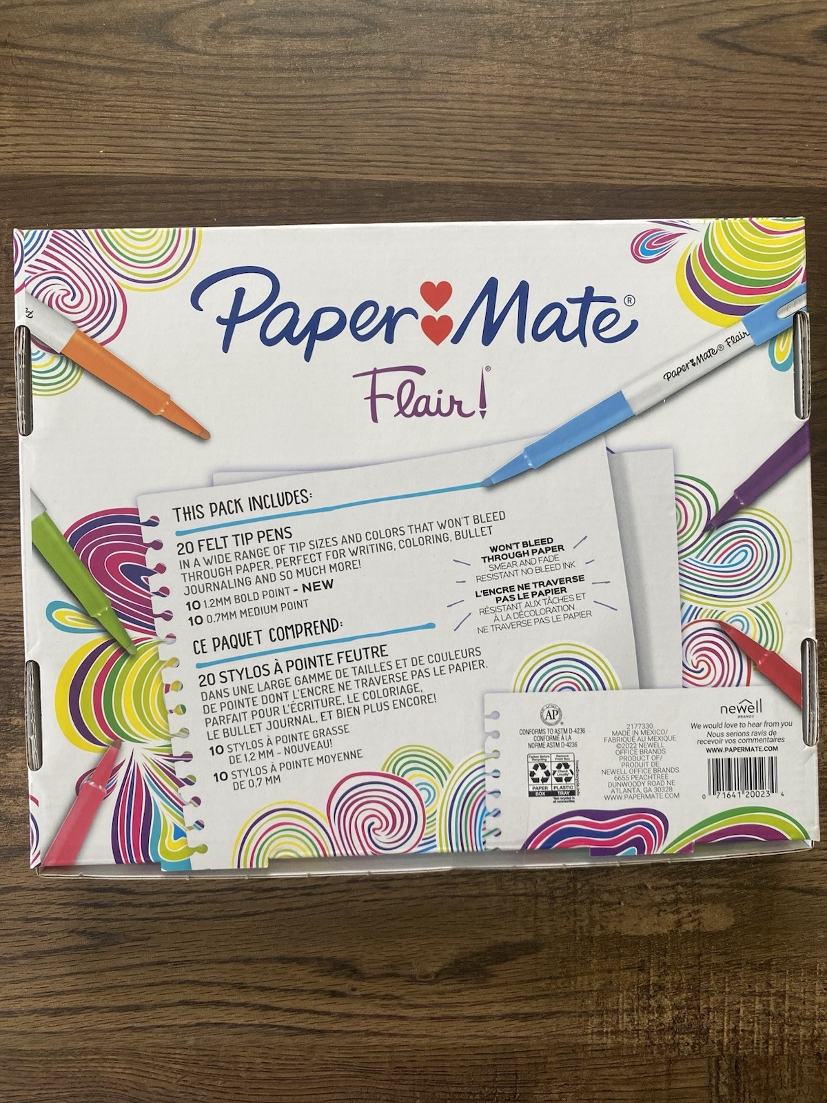 NEW Paper Mate Flair Felt Tip Pens, Bold and Medium Point, 0.7 mm 20 Pack