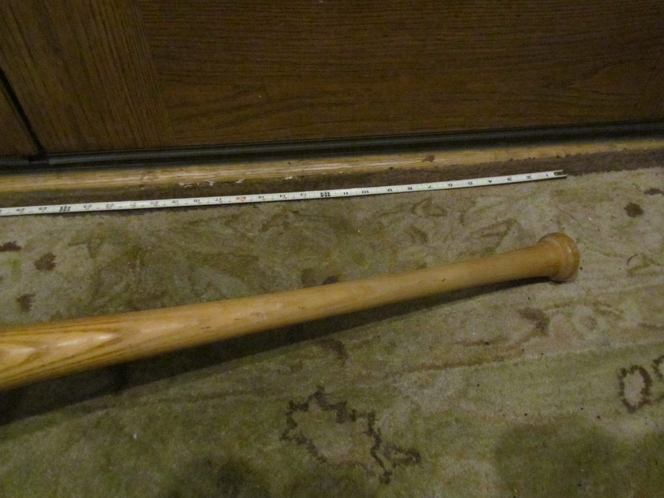 1984-1986 Nolan Ryan signed Game Used Louisville Slugger Baseball Bat ...