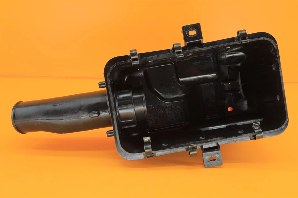 01-05 2003 Sportsman 400 OEM Air Cleaner Box Housing Cover Intake Tube Airbox - Image 4 of 4