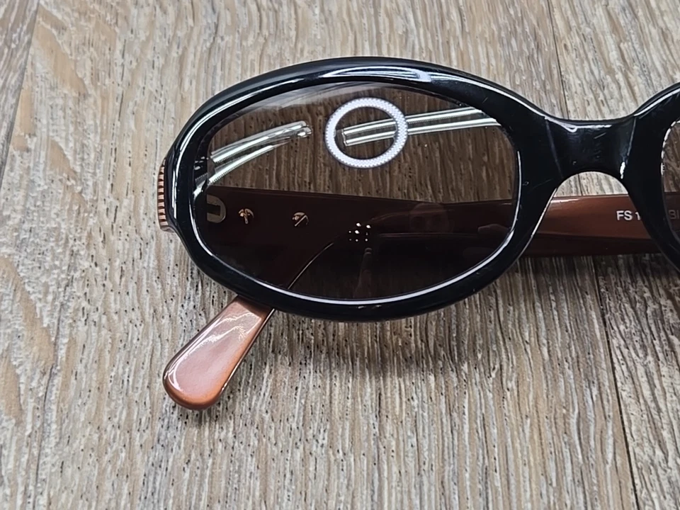 Vintage Fendi Designer Sunglasses - FS 194 Black Bronze Size 135 Small - Image 2 of 4