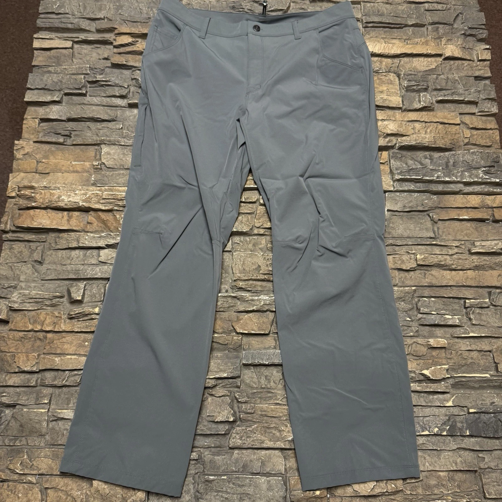 EMS Compass 4-Points Pants Mens 38x30 Gray Hiking Outdoor Activewear Casual