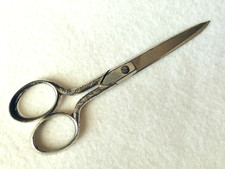 Vintage D. PERES Solingen Germany Sewing Embroidery Scissors 5"