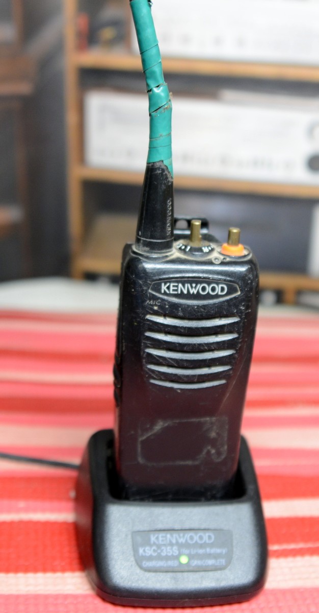 Kenwood KSC-35S handheld radio with charging base | eBay