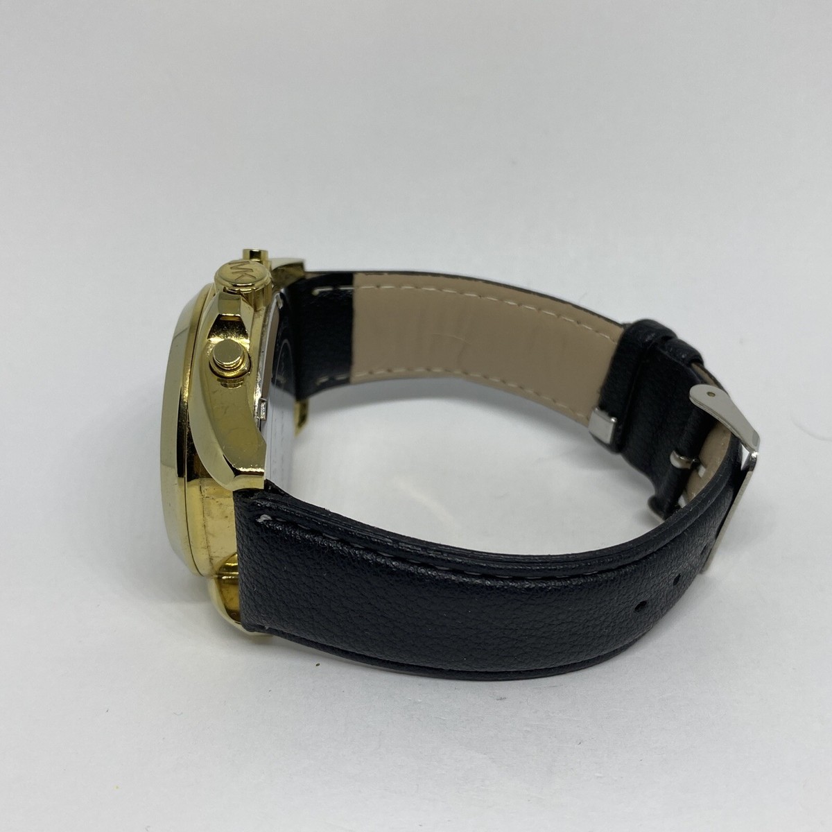 Michael Kors Bradshaw MK5743 Womens Black Leather Analog  display picture 3