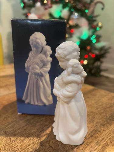 1983 AVON NATIVITY COLLECTABLES THE SHEPHERD BOY PORCELAIN FIGURINE - Picture 9 of 13