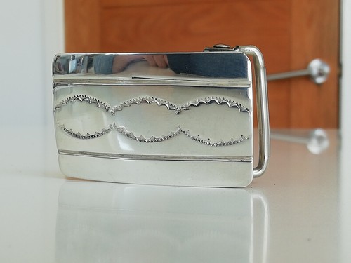 FIBBIA CINTURA ARGENTO STERLING NATIVI AMERICANI FIRMATA R H MONOGRAMMA INDIANO AMERICANO - Foto 11 di 24