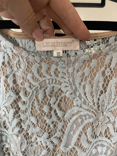 LILY WHYT Cocktail Dress Size 10 ~ Blue Elegant Lace Overlay Stretch Skater - Picture 3 of 8