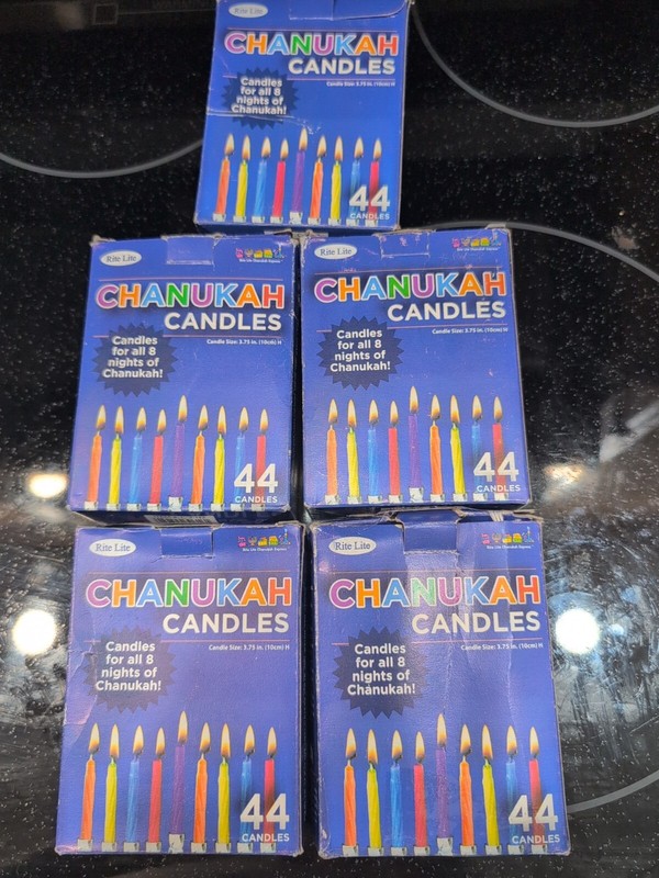 Rite Lite Candles Chanukah Multicolor, 44 x 5 =220 candles.