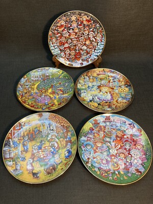 Issued by Franklin Mint. EASTER PURRADE Limited Edition Plate by Bill Bell 20.5cm Diameter CATS Decorative Easter Porcelain Plate