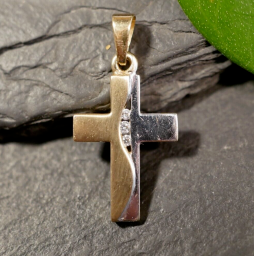 Superbe pendentif en or 333 8 ct croix foi bicolore zircone Carl Dillenius - Photo 1/8