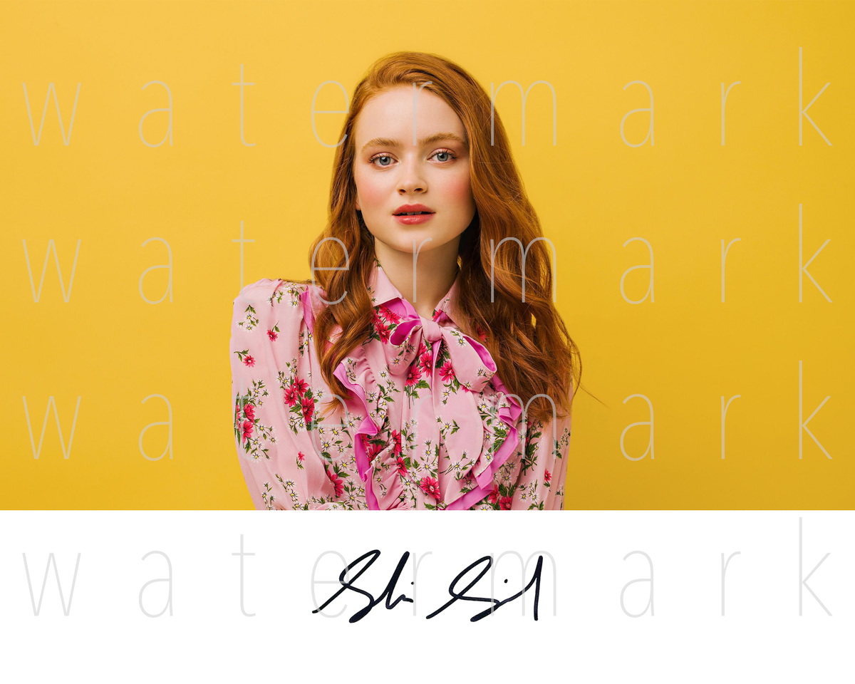 Sadie Sink signed sexy hot beautiful 8X10 photo picture poster