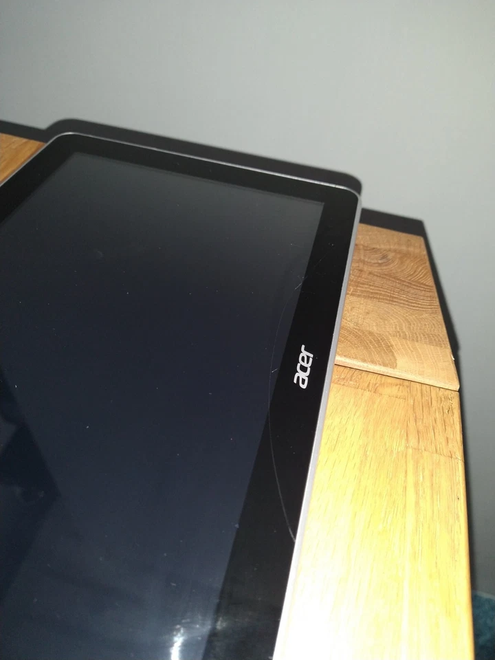 ACER Iconia Tab A3-A10 16GB White Wi-Fi Android Tablet *Cracked Screen* - Image 2 of 4