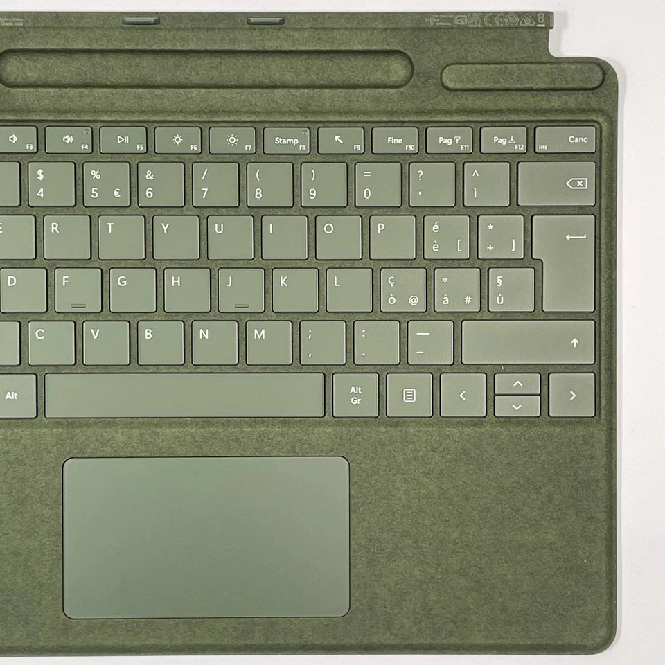 UNGETESTET Microsoft Surface Pro Signature Keyboard Trackpad Cover - Grün - Bild 3 von 4