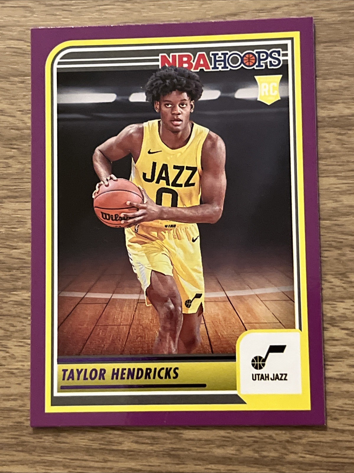 2023-24 Panini NBA Hoops - Rookies Taylor Hendricks #236 Purple (RC)