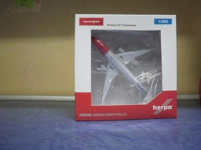 Herpa Wings 1:500 Boeing 787-9 Norwegian Air Greta Garbo 530170