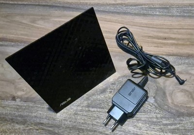ASUS RT-N56U WLAN-Router Wifi 2,4GHz 5GHz Gigabit 802.11 a/b/g/n Black Diamond