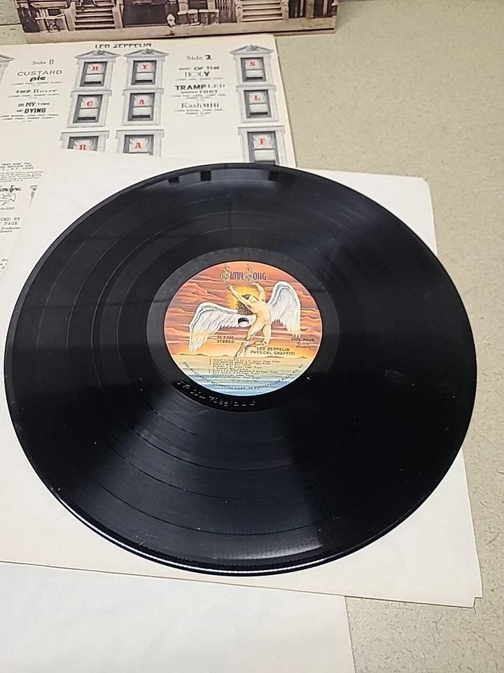Vtg. LED ZEPPELIN Physical Graffiti Vinyl Record Album 2 LP Set OG 1975 - Image 4 of 4