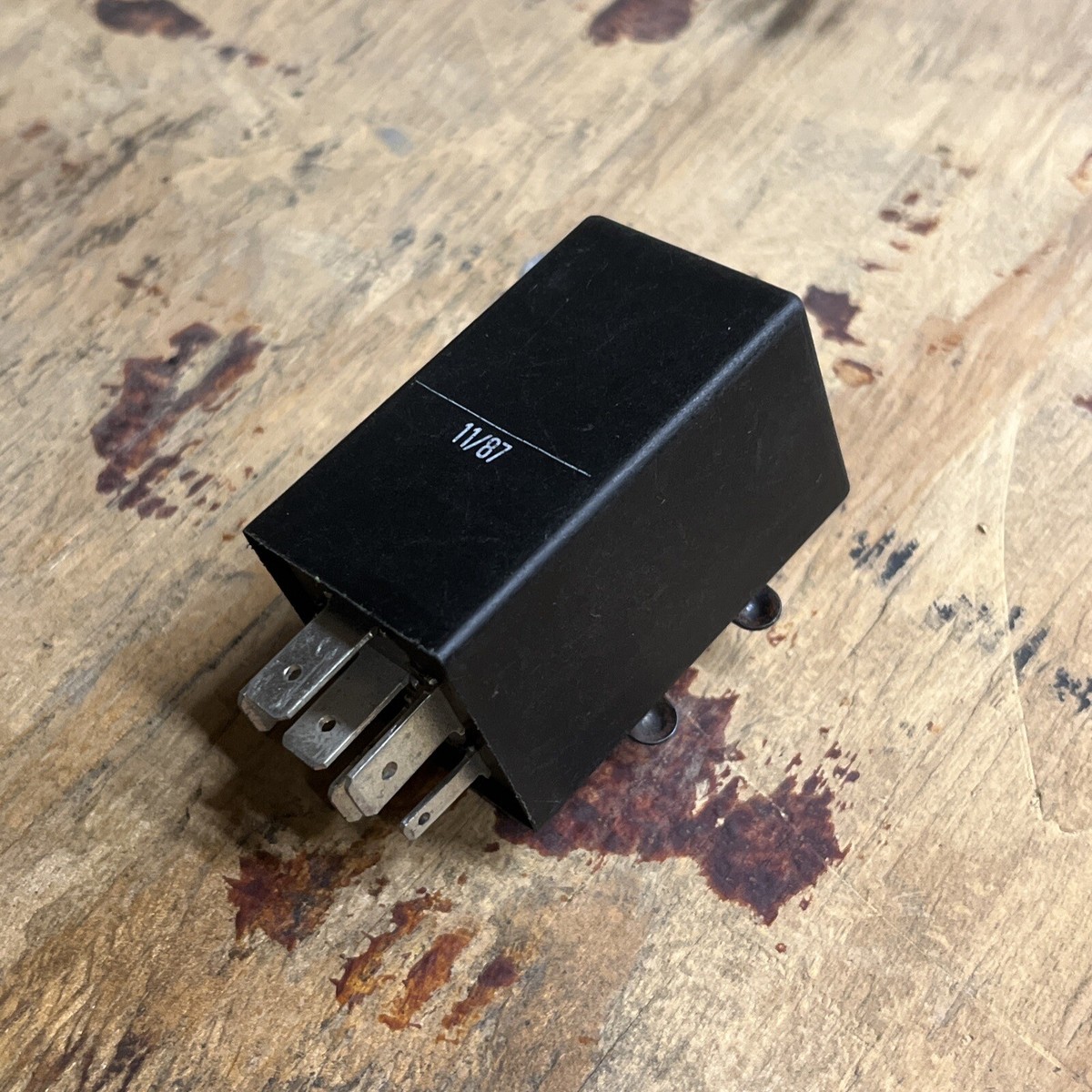 OEM BMW 6 Pin E30 Interior Light Control Delay Module Relay