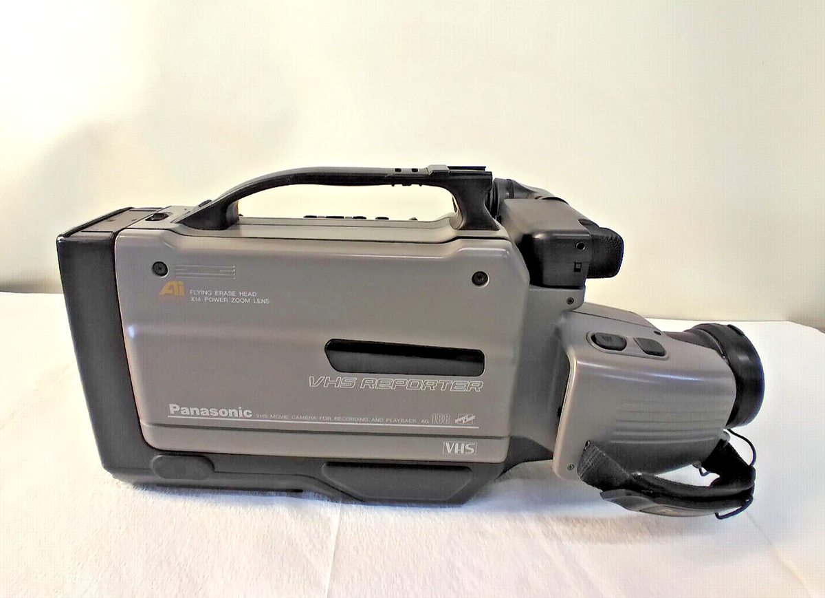Panasonic AG-188 x14 Zoom Lens VHS Reporter Movie Camcorder w