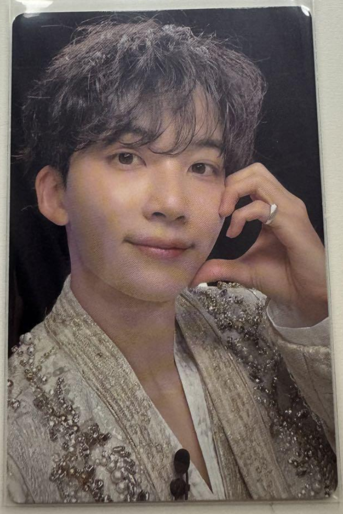 SEVENTEEN Photo Card FOLLOW TO SEOUL DIGITAL CODE INCLUDED | eBay SEVENTEEN Photo Card FOLLOW TO SEOUL DIGITAL CODE INCLUDED | eBay