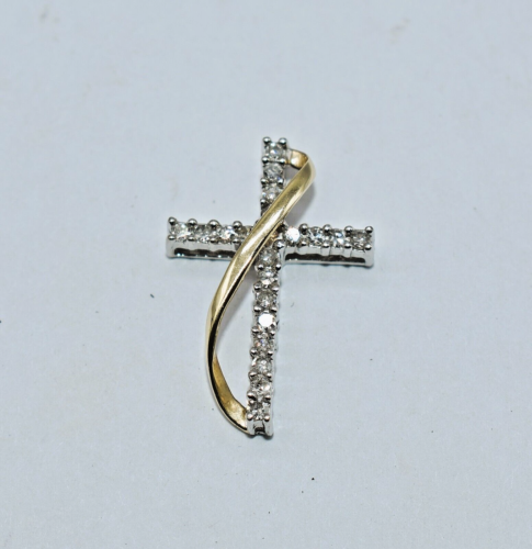 Pendentif croix or bicolore 0,30 CT TW diamant blanc 10 K 13/16 pouces - Photo 1/11