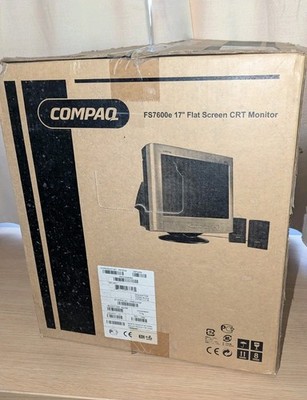 COMPAQ FS7600e  17'' Flat CRT Monitor CRT Gaming Computer In Box - Looks Unused