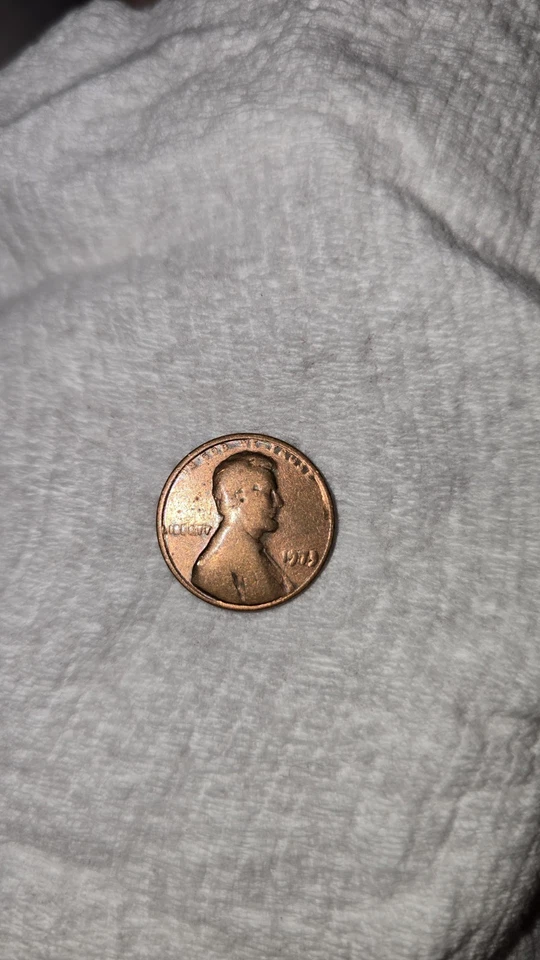 👀 1973 NO Mint Lincoln Copper Memorial Penny Striking ERROR! 👀 - Image 2 of 4