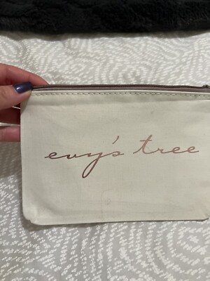 Evy s Tree Logo makeup pouch, NWOT (by Mack + Mae)