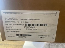 NIB Dialight SafeSite LED 2Ft. Linear Fixture LTD3C4D2P 100-277 VAC 50/60 Hz 33W