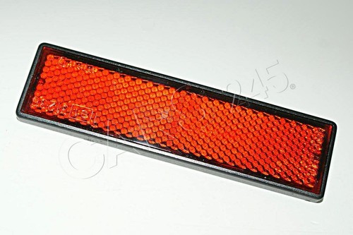 Pair Of Red Rear Bumper Reflectors For Mazda 3 BL (2009-2013) - Left & Right Side Direct Fit Replacement Lights 7 thumbnail image