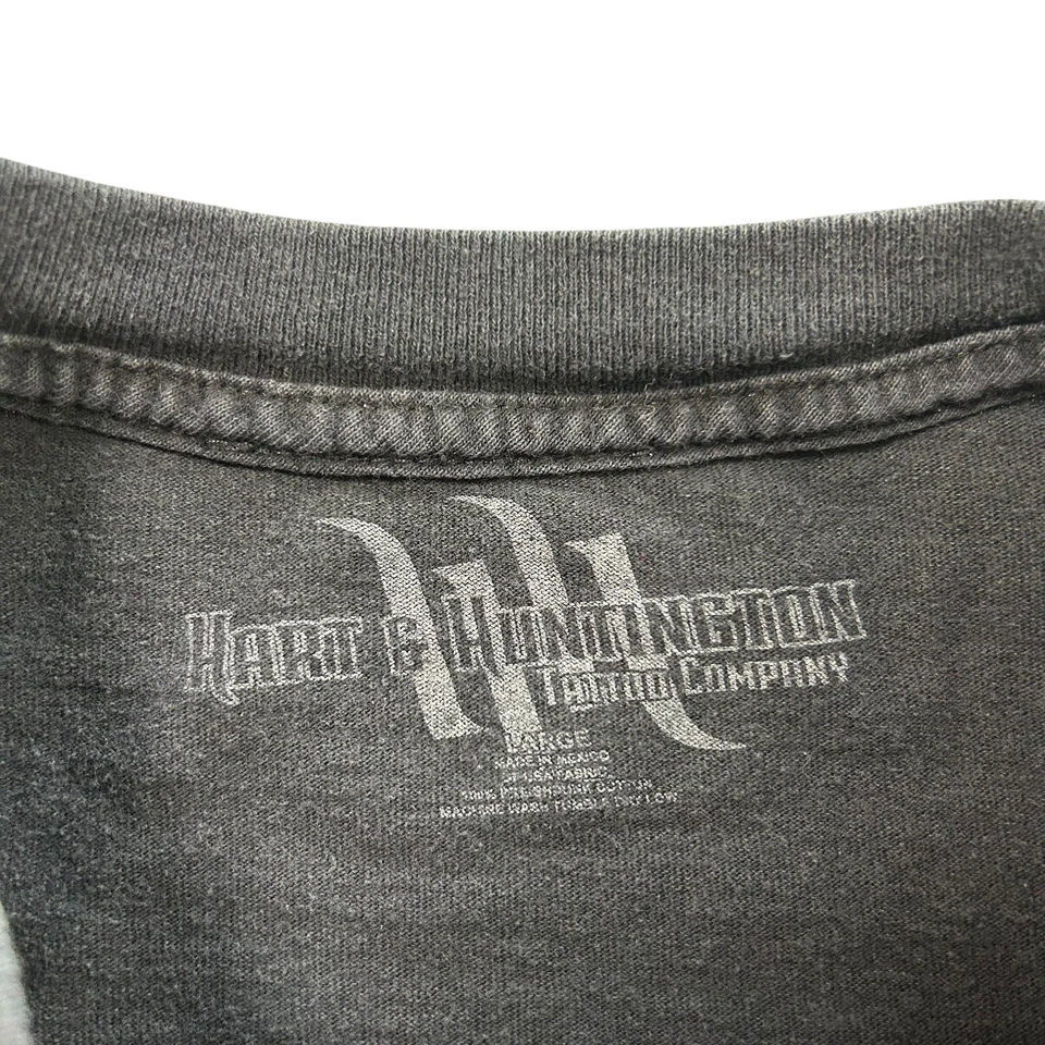 Camisa gráfica y2k Hart & Huntington calavera y huesos cruzados tatuaje talla grande Foto 4 de 4