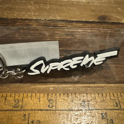 Porte clés Supreme Futura Logo Noir/Blanc FW20 NEUF