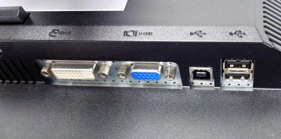 Dell 1909W 19 Zoll TFT LCD PC Monitor 1440 x 900 16:10 DVI VGA Für Win. 98/XP/7 - Bild 3 von 4