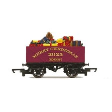 HORNBY OO CHRISTMAS WAGON 2025