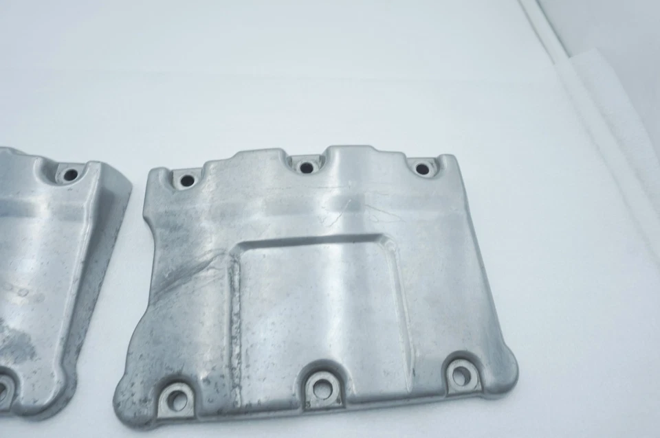 Harley Dyna Super Glide 2004 FXD fabricante de equipos originales doble cámara cubierta basculante superior 17571-99 Foto 4 de 4