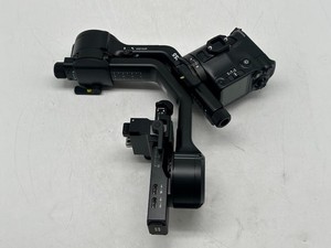 DJI RS 5 GIMBAL COMBO - READ/FOR PARTS