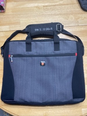 SWISSGEAR by Wenger Laptop Messenger Bag 16  Red/Black with shoulder strap